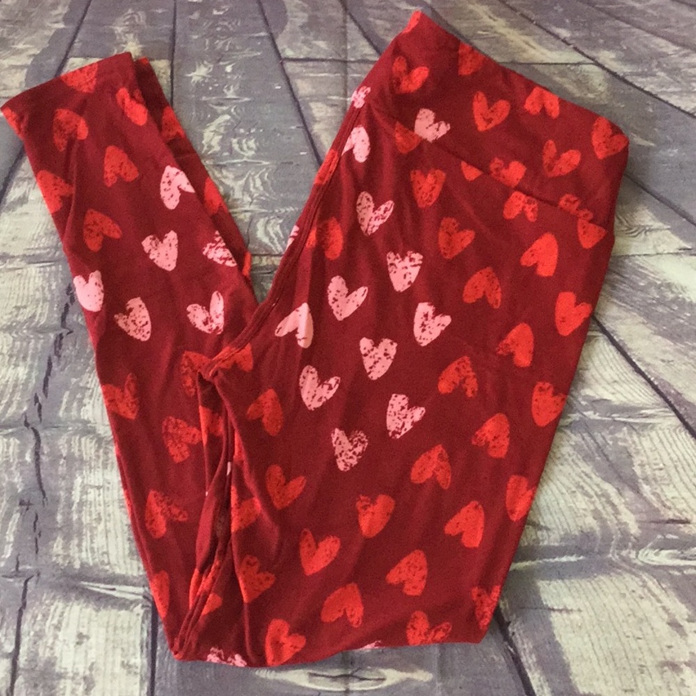 NWT TC leggings red with red & pink hearts - Picture 1 of 4